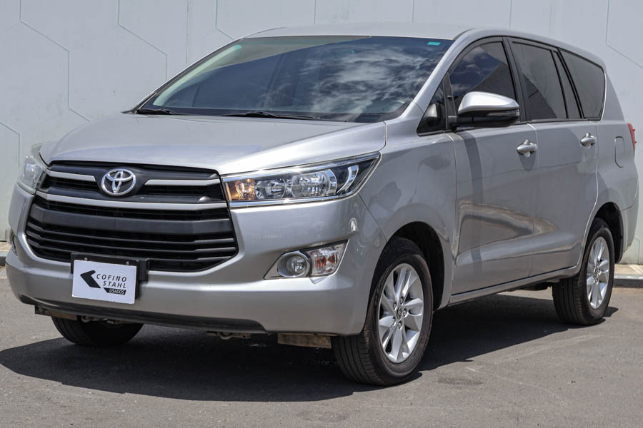 TOYOTA INNOVA 2023 - 3377